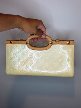 Louis Vuitton Monogram Vernis Roxbury Drive